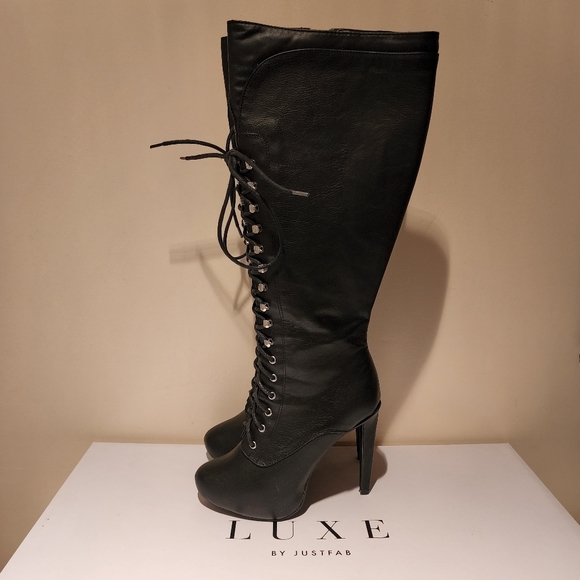 JustFab Korinna Boots - Picture 6 of 9